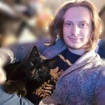 LoganVanHellsing - instagram username