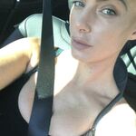 Shayna - kik username