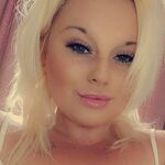 macaroon96 - kik username