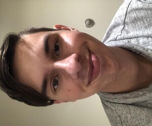 Ianelliott4