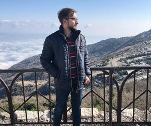 Yazan