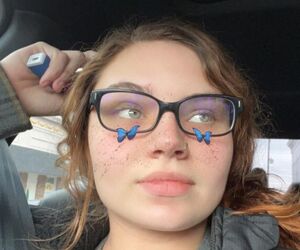 Mackenzi