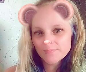 Elizabeth helt