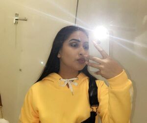 Liz_1068