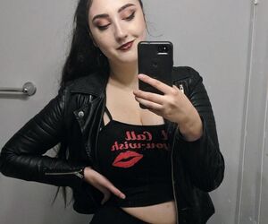 katielovesya19