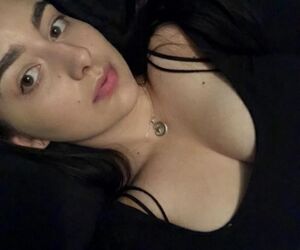Ezi
