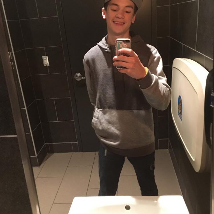 Foto de perfil de Tyler