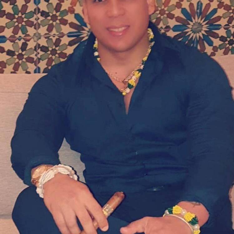 Foto de perfil de Adrian