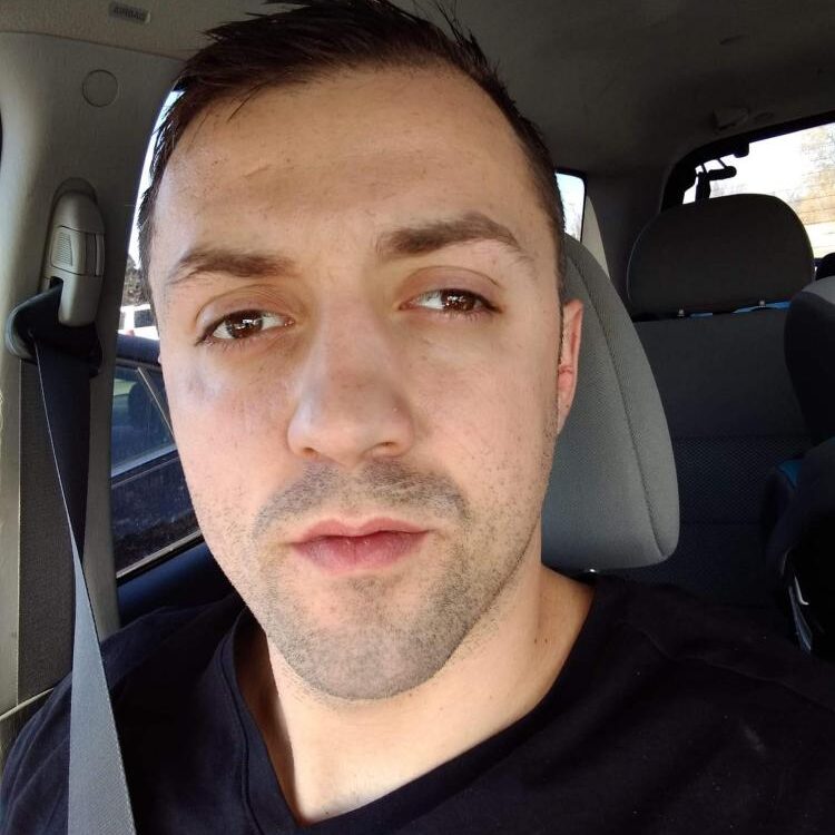 Foto de perfil de Luckeyjay
