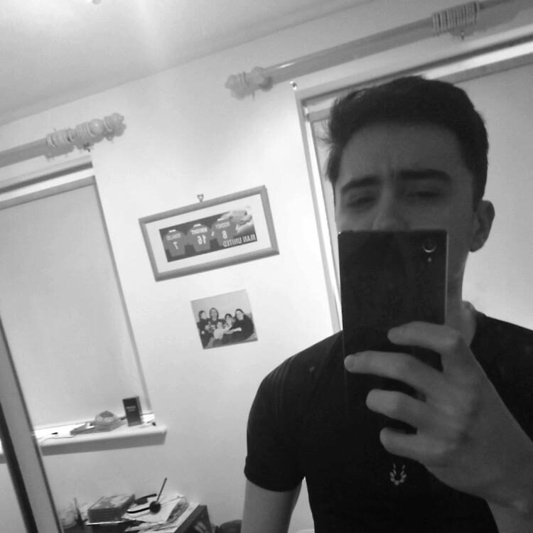 Foto de perfil de Robbbbb