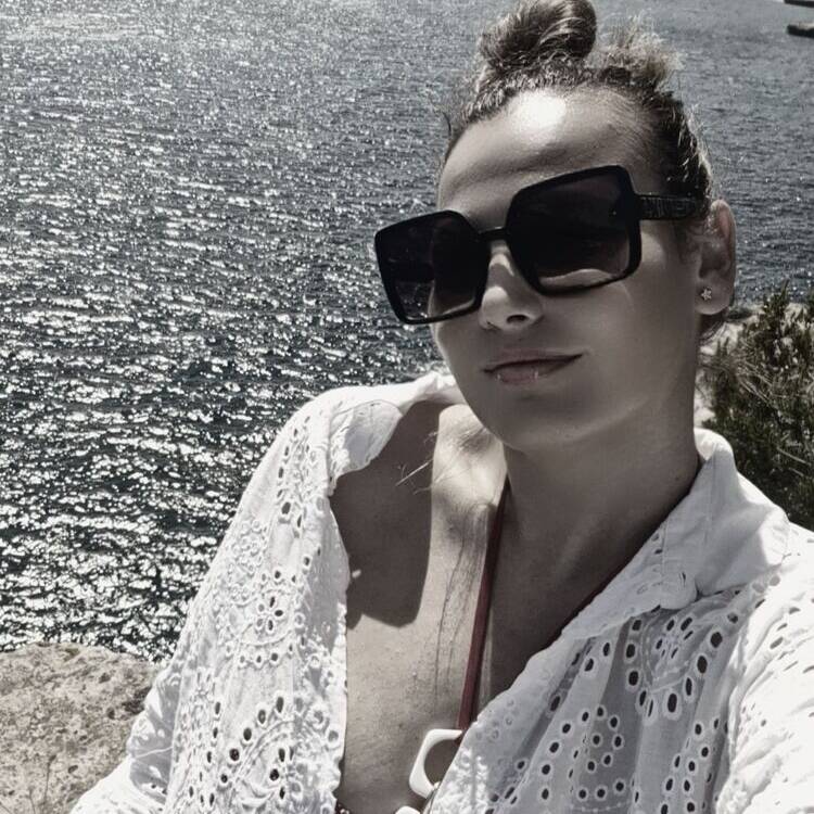 Foto de perfil de Iulia