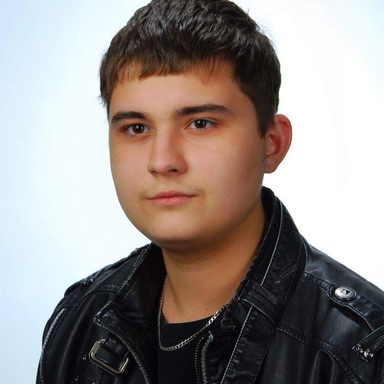 Foto de perfil de Adiqqq11