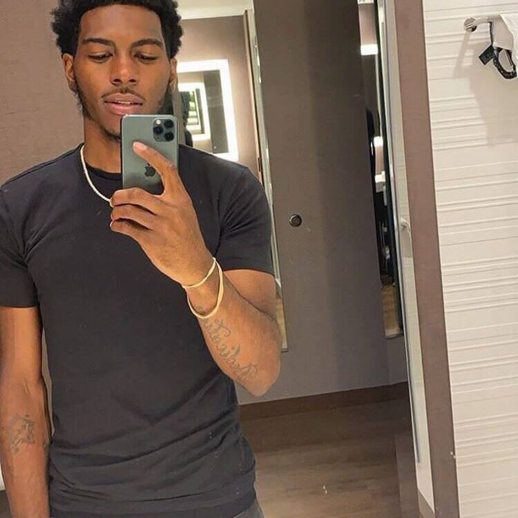 Foto de perfil de James
