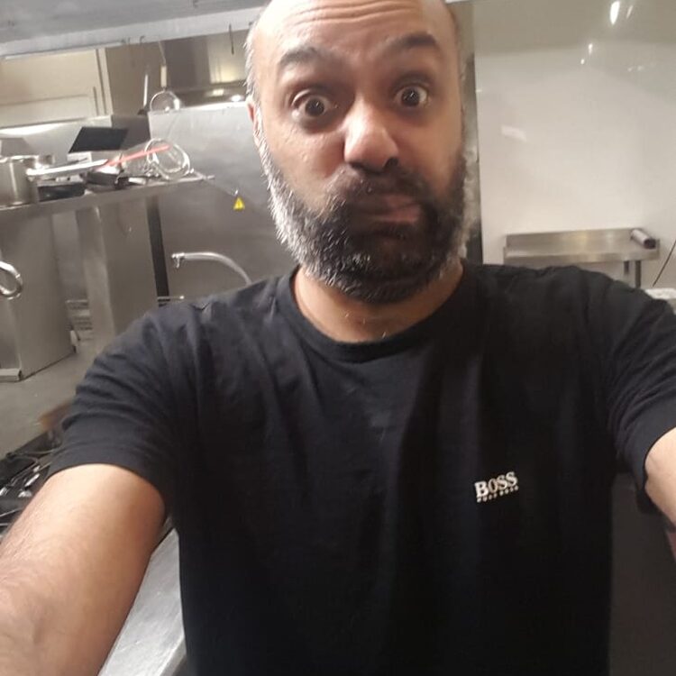 Foto de perfil de Khurram Latif