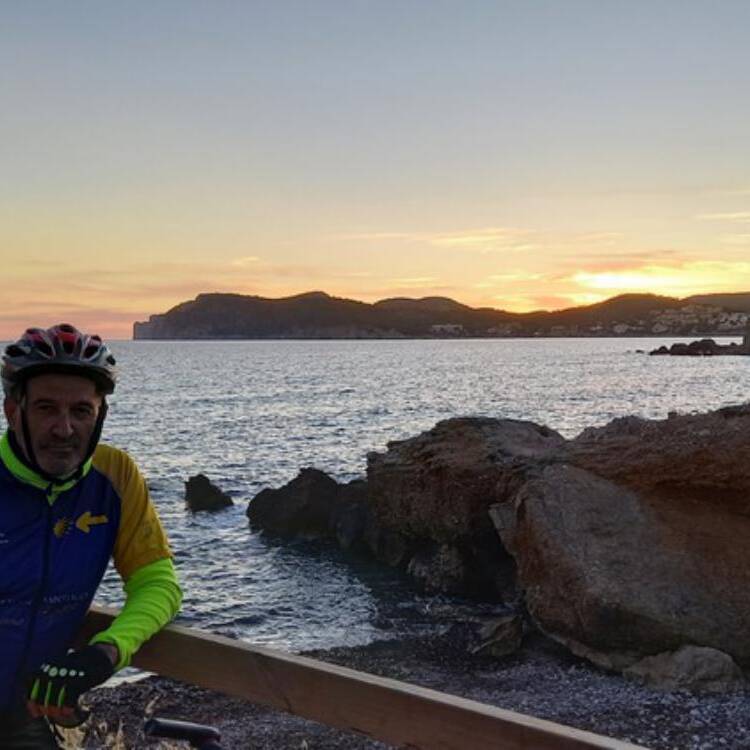 Foto de perfil de ARTURO