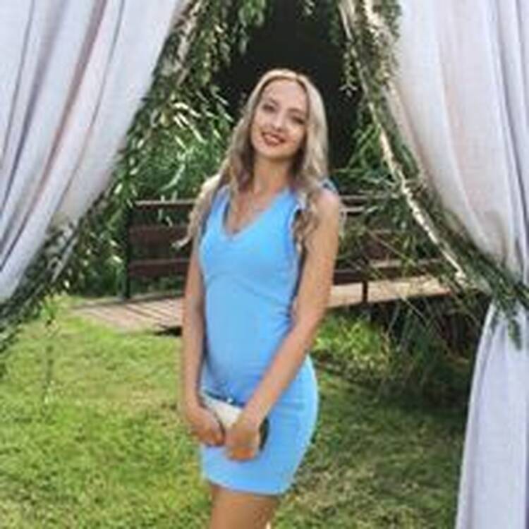 Foto de perfil de Yulia Naumova