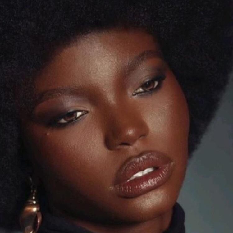 Foto de perfil de adrienne