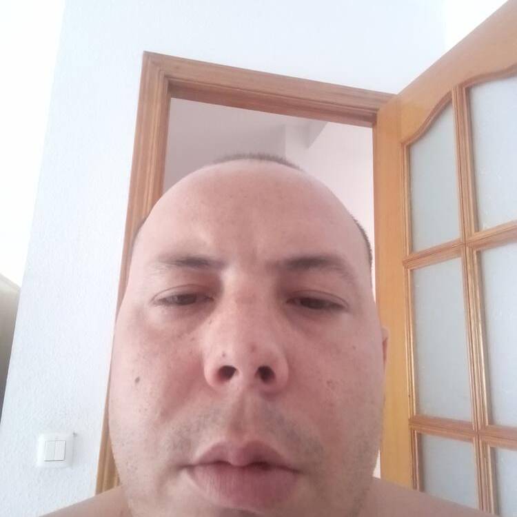 Foto de perfil de Adrian