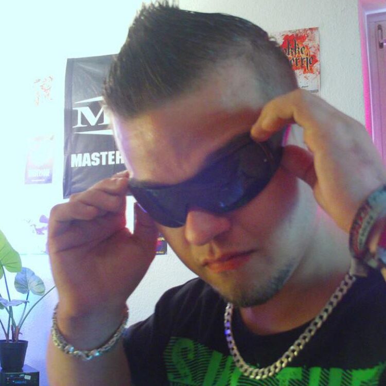 Foto de perfil de Hellraiser666