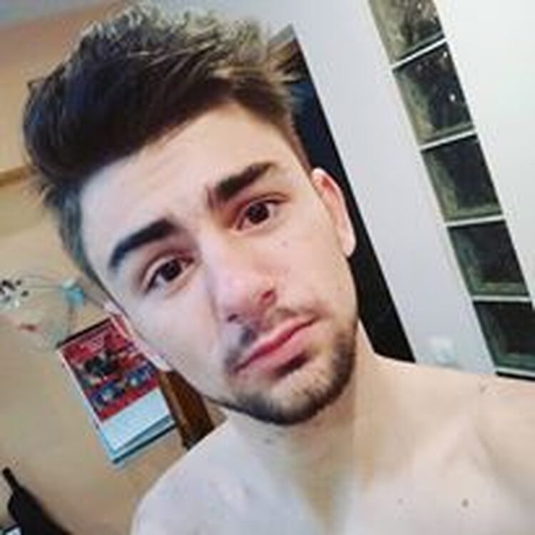 Foto de perfil de Codrin99