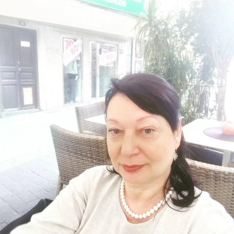 Foto de perfil de Larisa