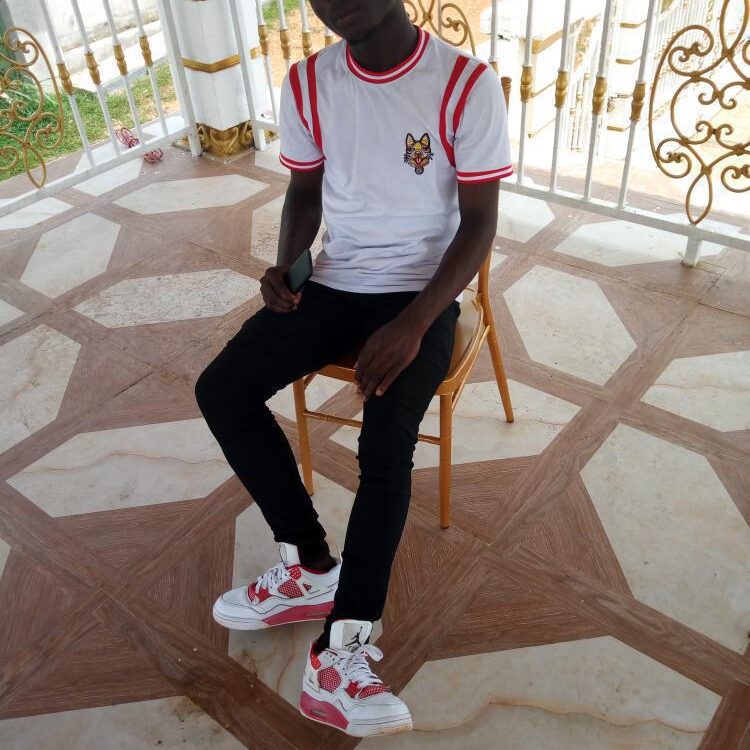 Foto de perfil de Rich-wise horvy