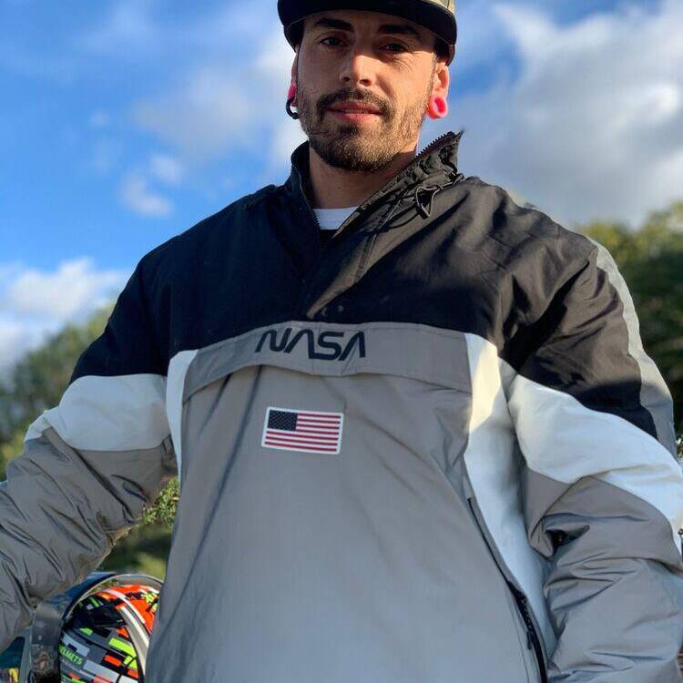 Foto de perfil de Adivinaa
