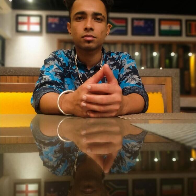 Foto de perfil de Ravi