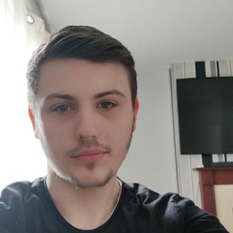 Foto de perfil de Chris95ovo