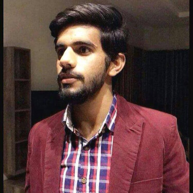 Foto de perfil de Ali Raza