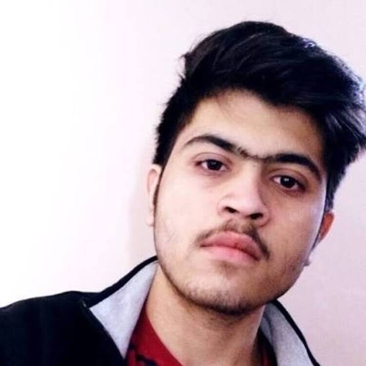 Foto de perfil de Karthik Sharma