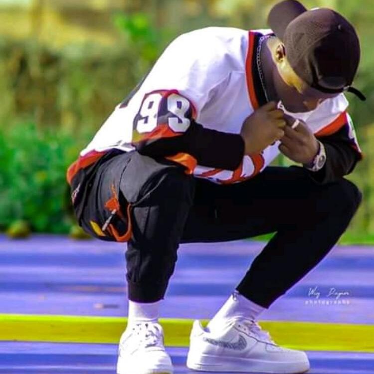 Foto de perfil de JuniorRwanda