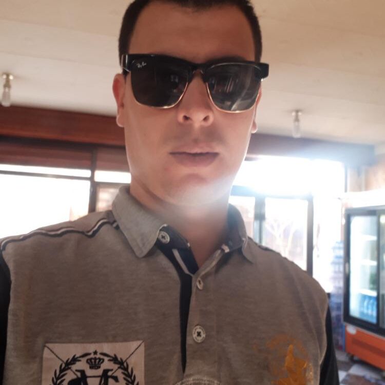 Foto de perfil de Mohsen