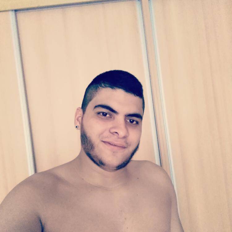 Foto de perfil de Ricardo Valencia
