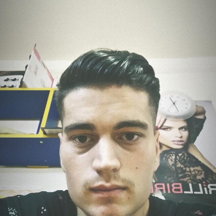Foto de perfil de Dacian Vid