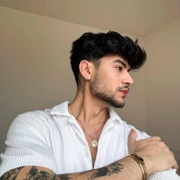 Foto de perfil de Haroon