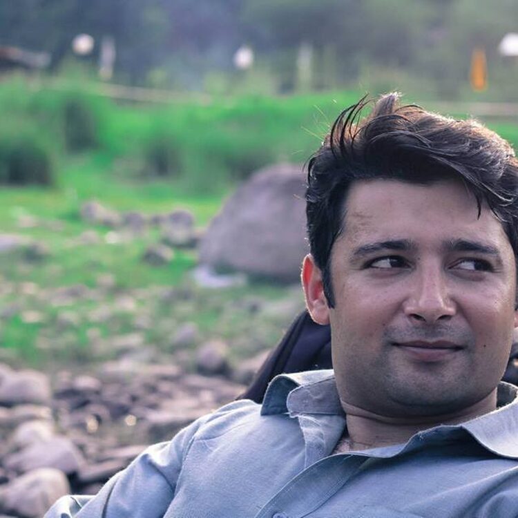Foto de perfil de Zeeshan Ali