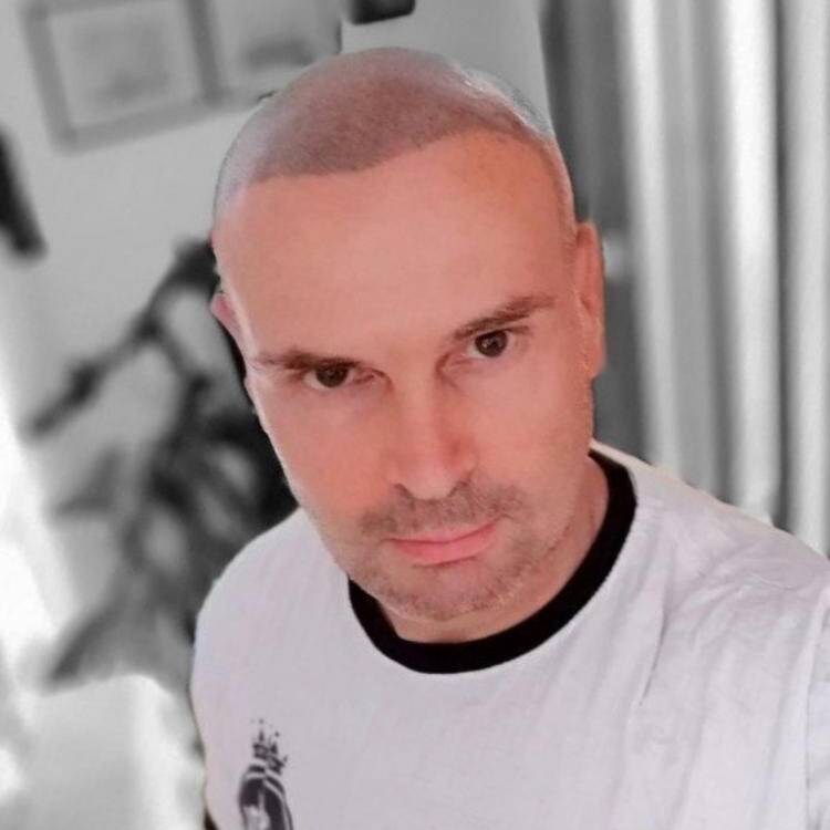 Foto de perfil de e1000io