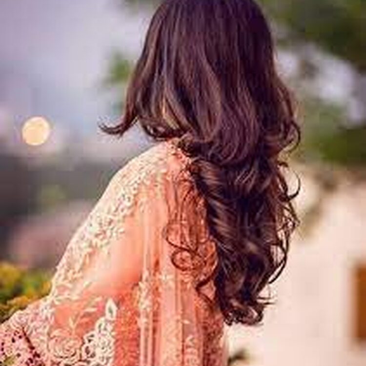 Foto de perfil de zara khan