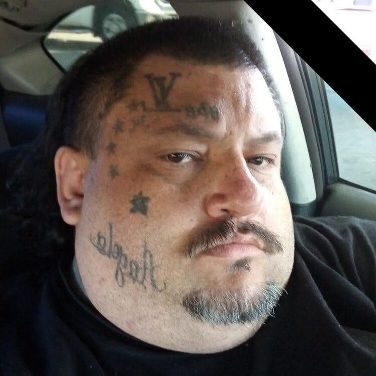 Foto de perfil de Raymond