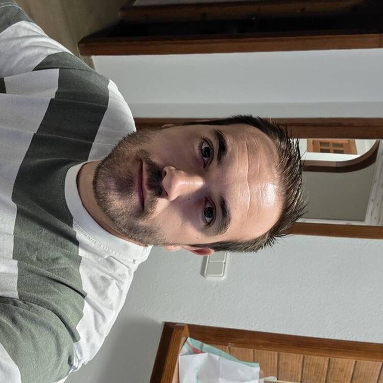 Foto de perfil de Victor Ruiz