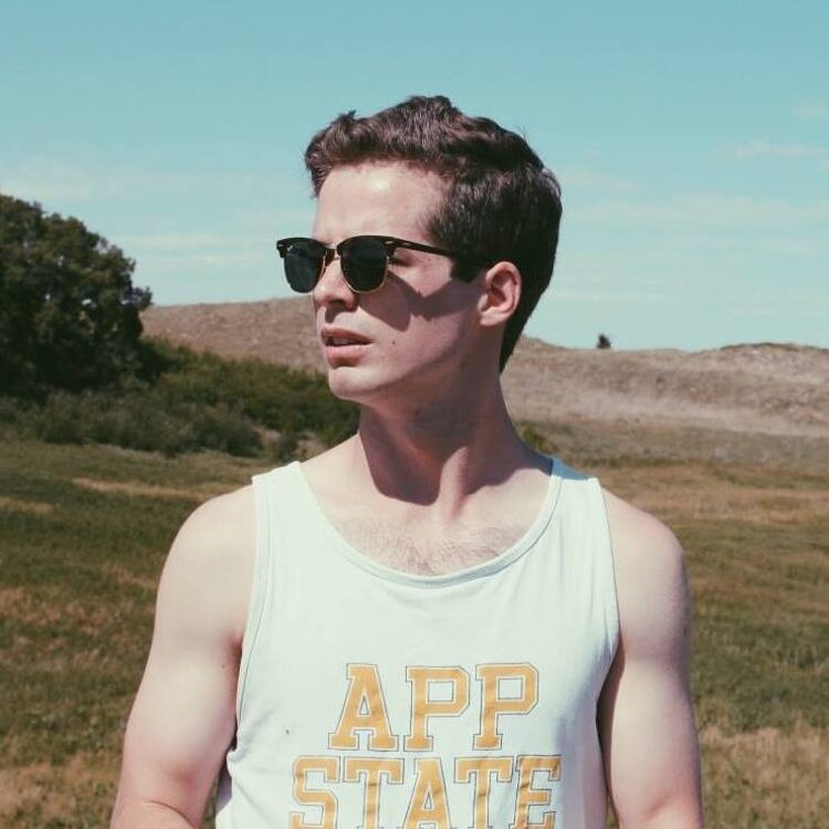 Foto de perfil de jamesqueen