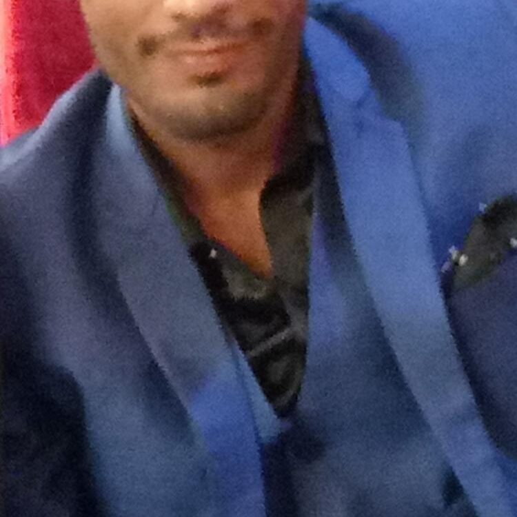 Foto de perfil de Deepak