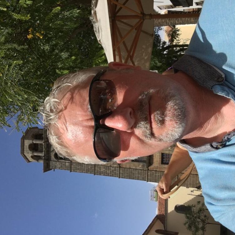Foto de perfil de John Robertson