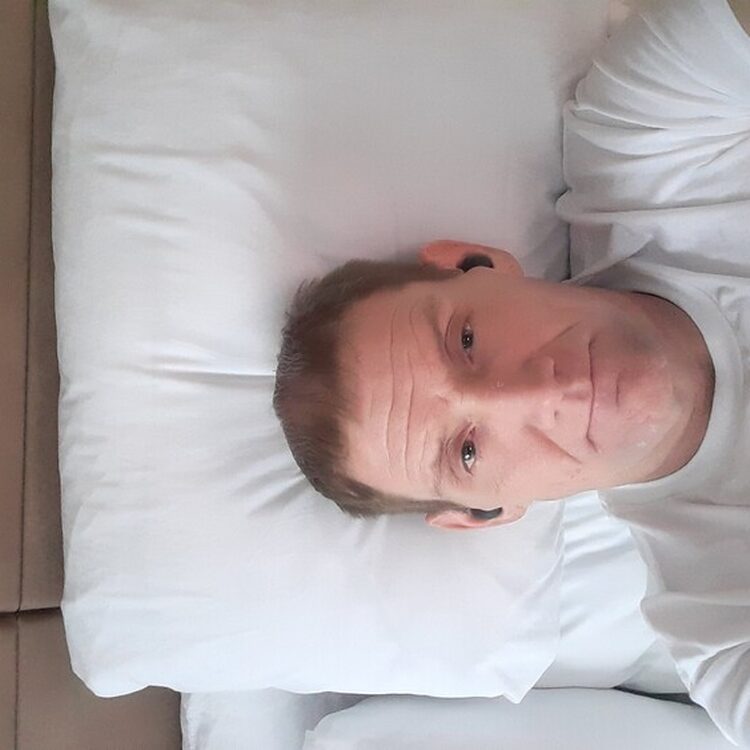 Foto de perfil de Dustin Cooper