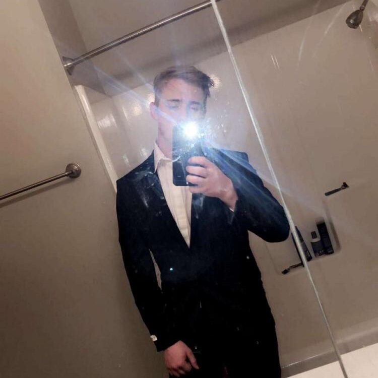 Foto de perfil de Garrett