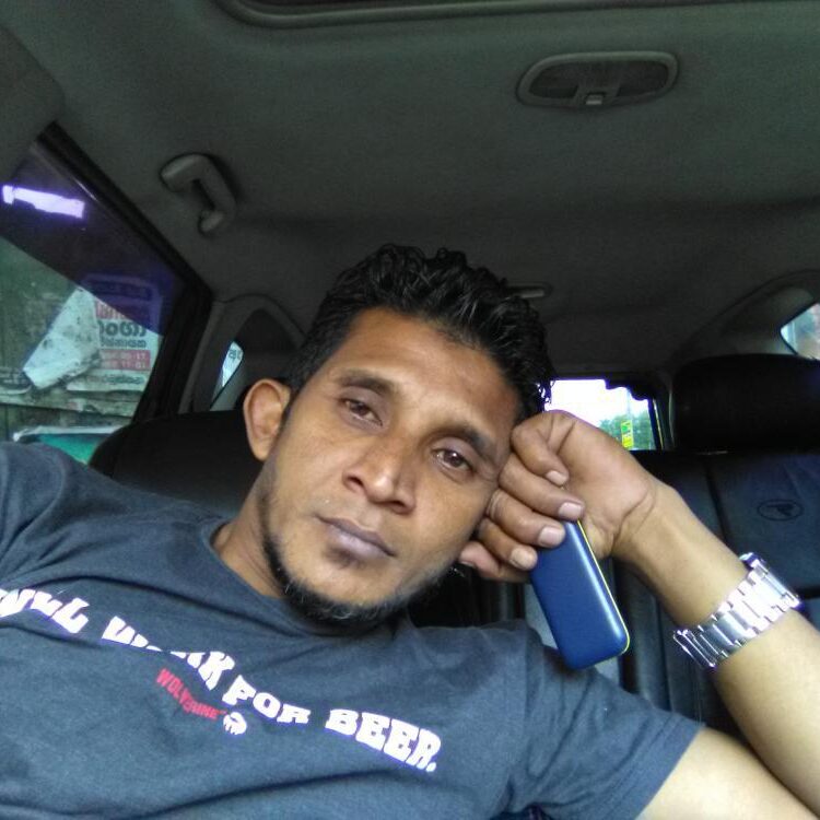 Foto de perfil de Rishi