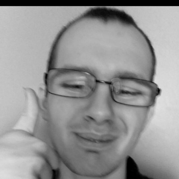 Foto de perfil de AFalseTruth