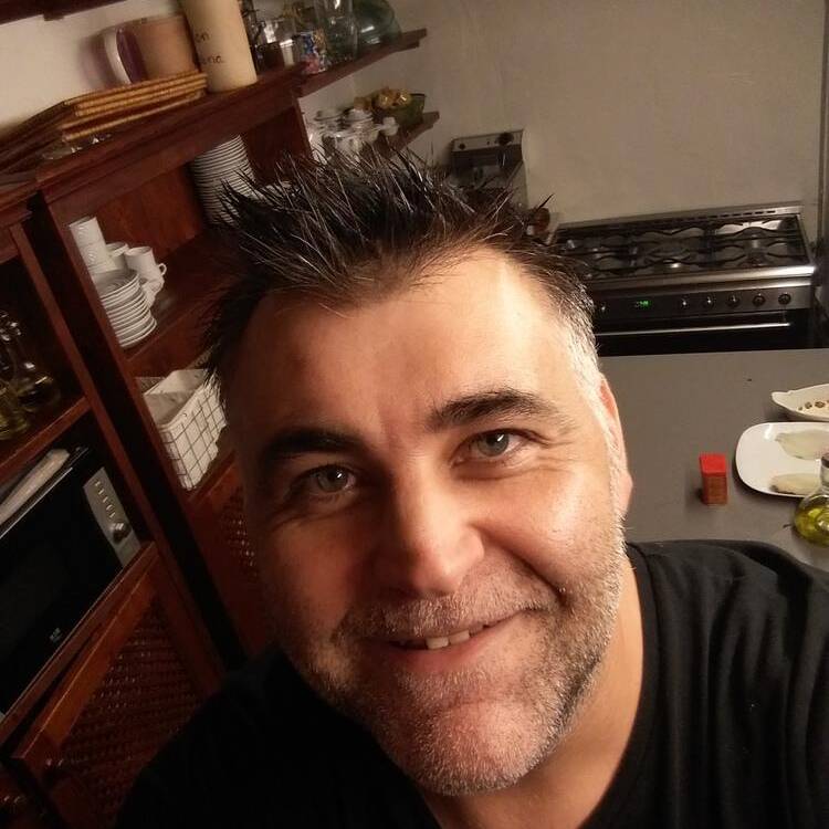 Foto de perfil de Tolo