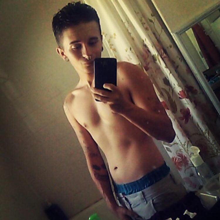 Foto de perfil de C_monster97